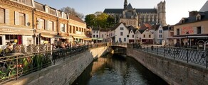 Amiens Glisy : magánrepülőgép bérlés
