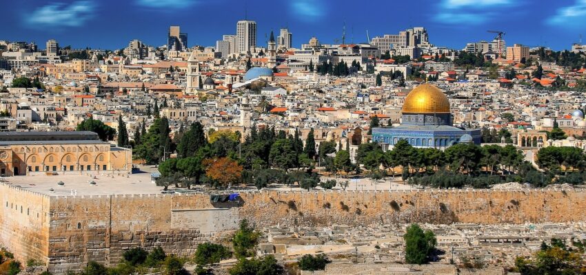 Jérusalem : skyline avec Dôme, mosquée Al-Aqsa.