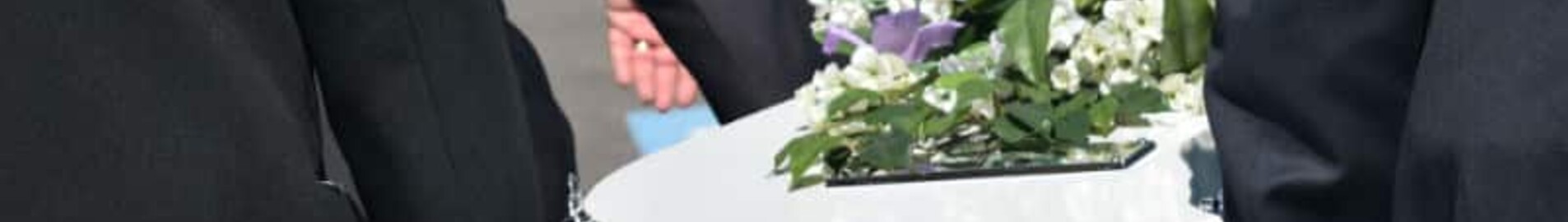 Hogyan szervezik meg egy koporsó repülővel történő hazaszállítását?