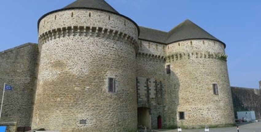 Brest Bretagne : magánrepülőgép bérlés 