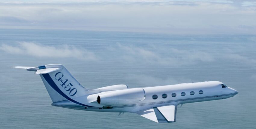 Gulfstream G450 en vol