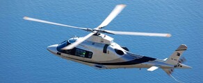 AGUSTA 109: Helikopter bérlés