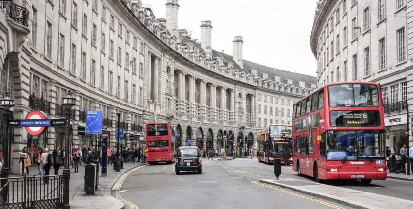 London Luton : magánrepülőgép bérlés