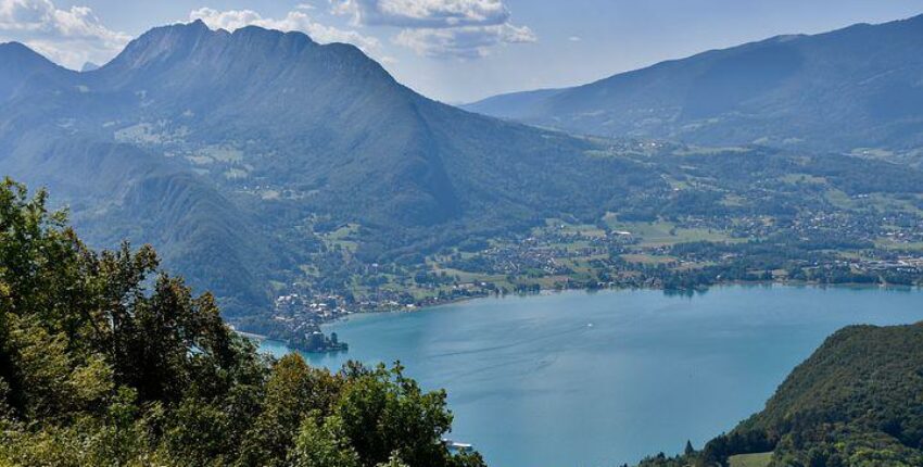 Annecy Haute Savoie: magánrepülőgép bérlés 
