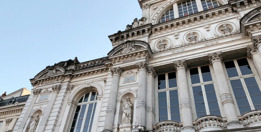 Angers : magánrepülőgép bérlés 