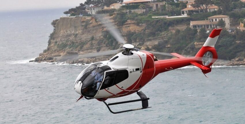 Hélicoptère H120 en vol