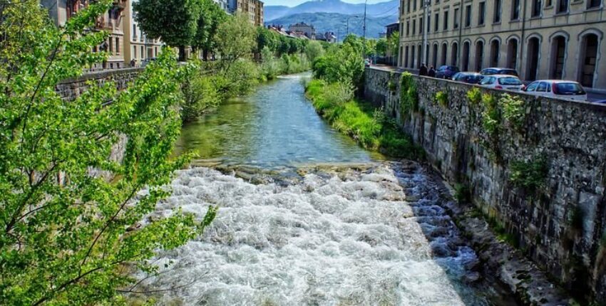 Chambéry : magánrepülőgép bérlés 