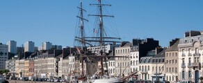 Cherbourg Maupertus: magánrepülőgép bérlés