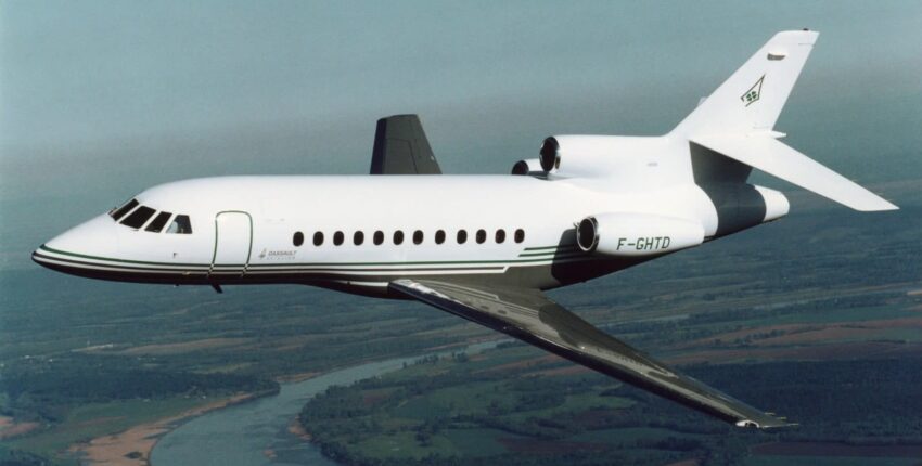 falcon 900