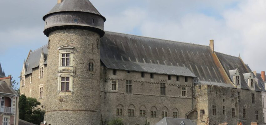 chateau de laval