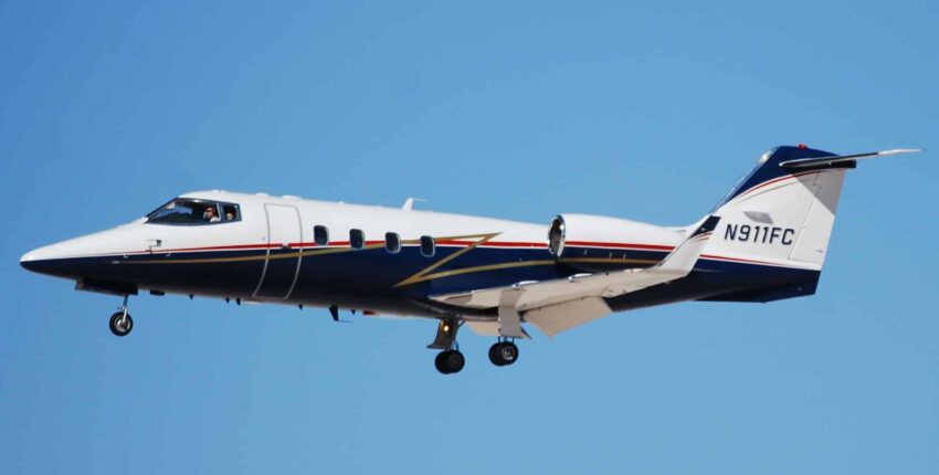 LEARJET 55