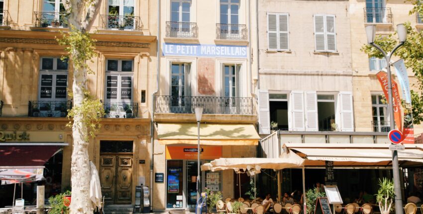 Aix en Provence Aix les Mille: magánrepülőgép bérlés