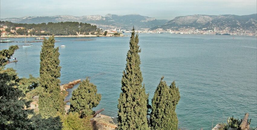 Toulon Hyères : magánrepülőgép bérlés 