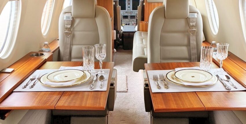 location jet privé : intérieur du Nextant 400 XT luxueux