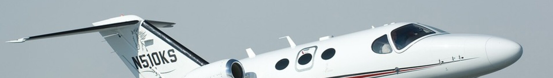 Citation Jet Mustang vagy Embraer Phenom 100  – Hogyan válasszunk?