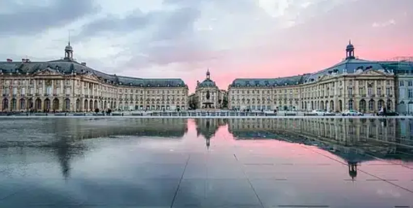 Párizs - Bordeaux: magánrepülőgép bérlés 