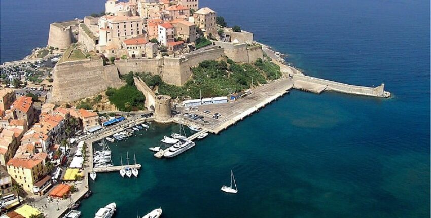 Calvi Sainte-Catherine: magánrepülőgép bérlés