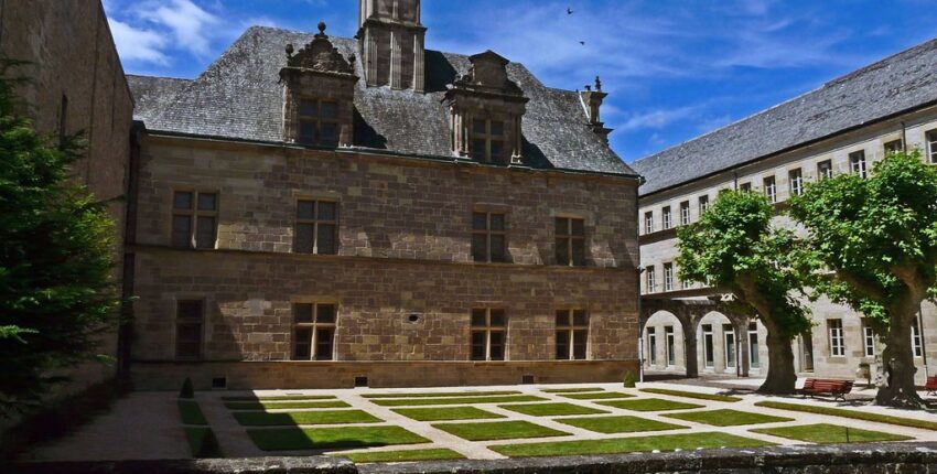 Brive : magánrepülőgép bérlés 