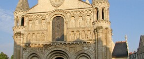 Poitiers: magánrepülőgép bérlés 