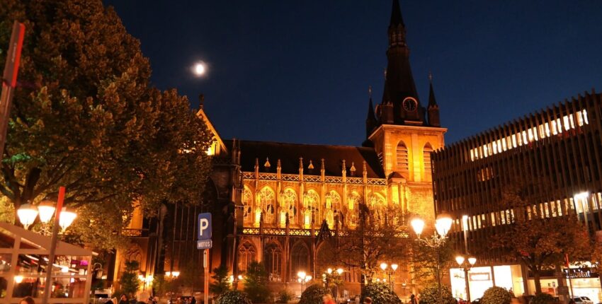 Liège : magánrepülőgép bérlés 