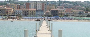 Ancona Falconara Mil : magánrepülőgép bérlés 