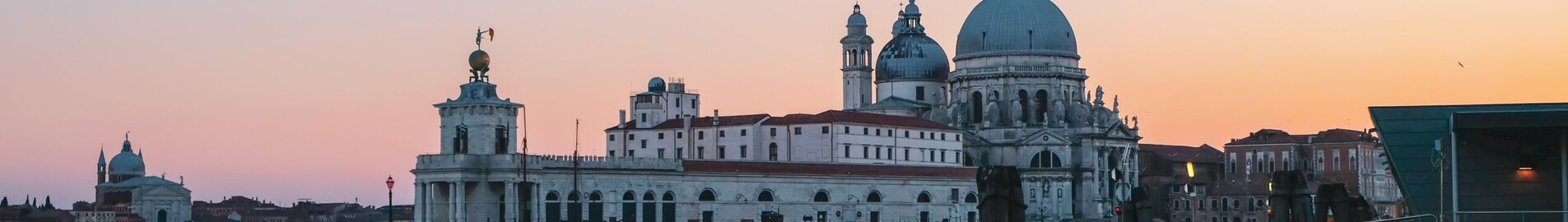 Velence Marco Polo : magánrepülőgép bérlés 