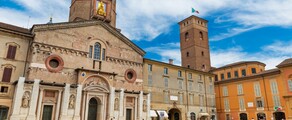 Reggio Emilia : magánrepülőgép bérlés 