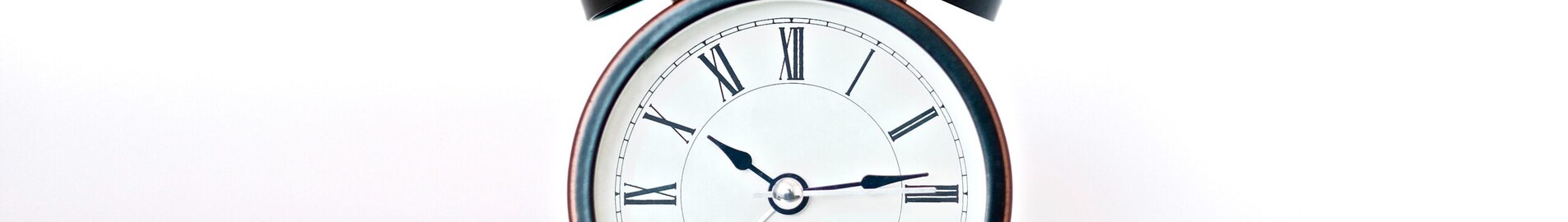 Hogyan kezelhető a jetlag az üzleti repülésben, hogyan számítható ki az UTC-idő és hogyan korlátozható a jetlag?