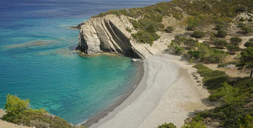 Béreljen egy magánrepülőt Karpathos repülőtérről