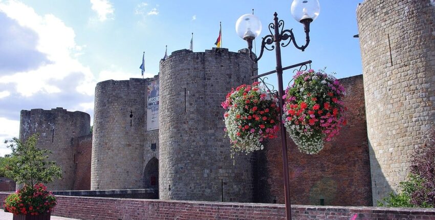 Magánrepülőgép bérlés Péronne - Saint-Quentin repülőtéren