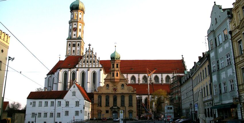 Béreljen egy magánrepülőt Augsburg repülőtér
