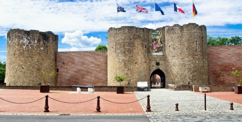 Magánrepülőgép bérlés Péronne - Saint-Quentin repülőtéren