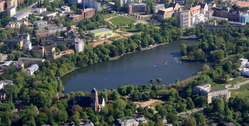 Béreljen egy magánrepülőt Chemnitz repülőtér