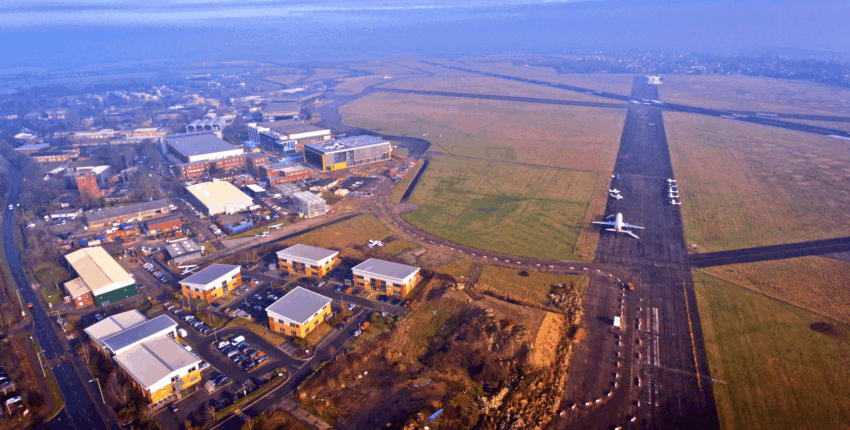 Béreljen egy magánrepülőt Cranfield Airport