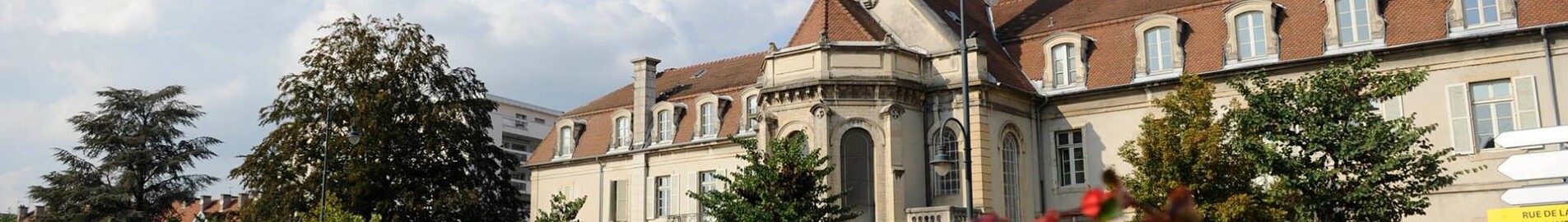 Magánrepülőgép bérlés Vesoul-Frotey repülőtéren