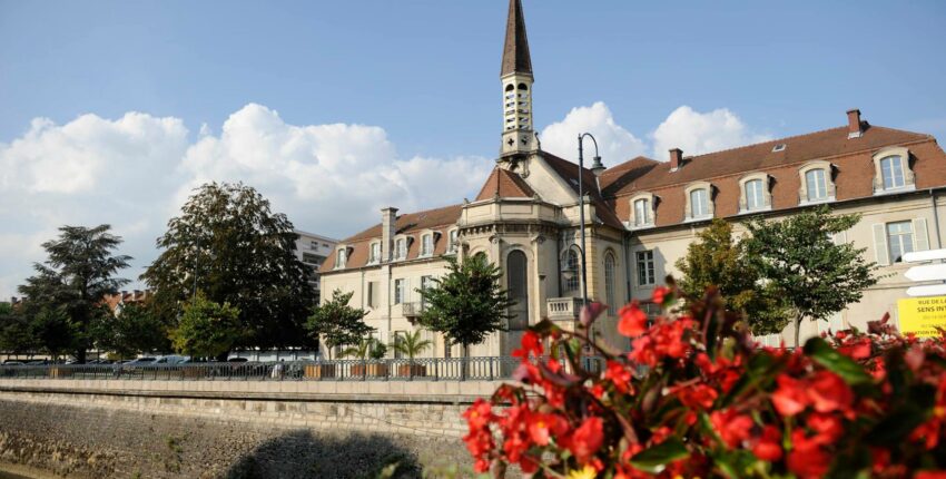 Magánrepülőgép bérlés Vesoul-Frotey repülőtéren