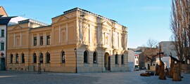 Burg Feuerstein: magánrepülőgép bérlés 