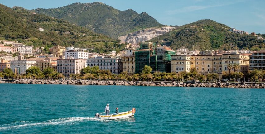 Salerno : magánrepülőgép bérlés