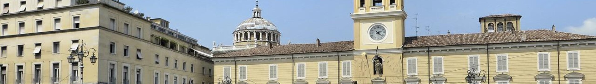 Béreljen egy magánrepülőt Parma repülőtér 