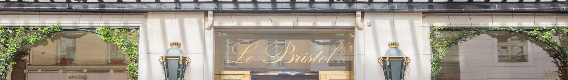 Luxusszálloda Párizsban: A kiválóság újradefiniálva a Bristol Párizsban