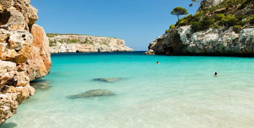 Nápoly - Palma de Mallorca : magánrepülőgép bérlés