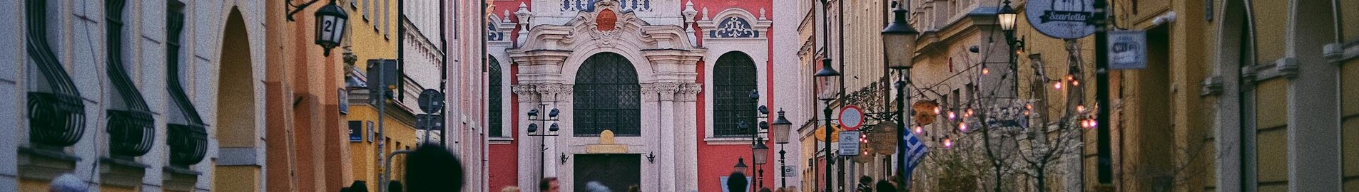 Poznan Krzesiny : magánrepülőgép bérlés 