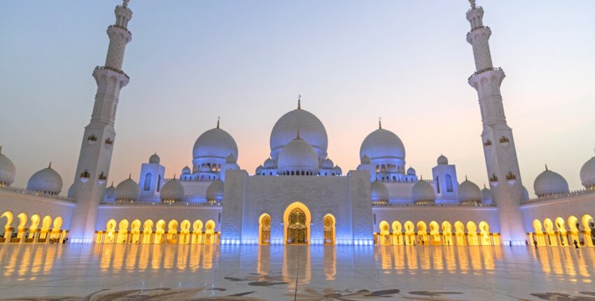 Párizs - Abu Dhabi : magánrepülőgép bérlés 