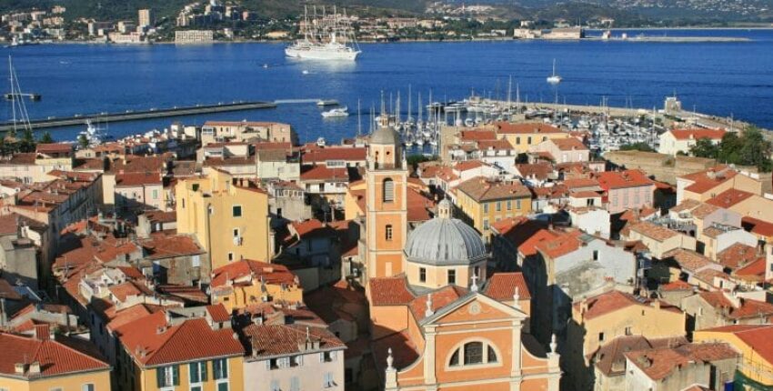 Saint-Tropez - Ajaccio : magánrepülőgép bérlés