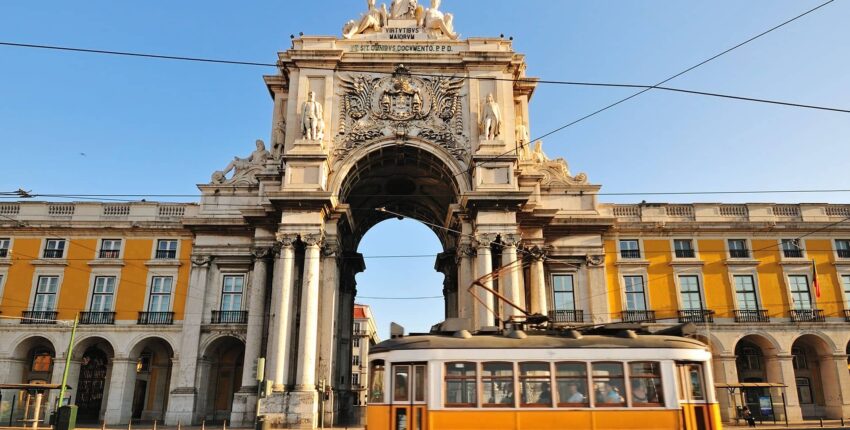 Cannes - Lisszabon: magánrepülőgép bérlés