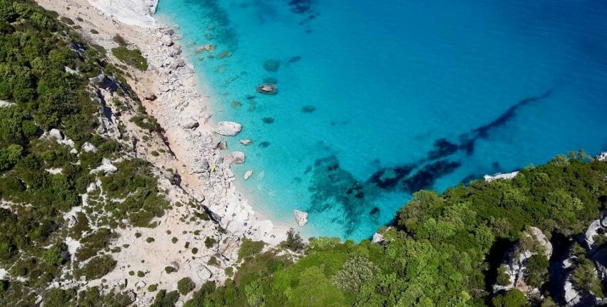 Genf - Olbia : magánrepülőgép bérlés