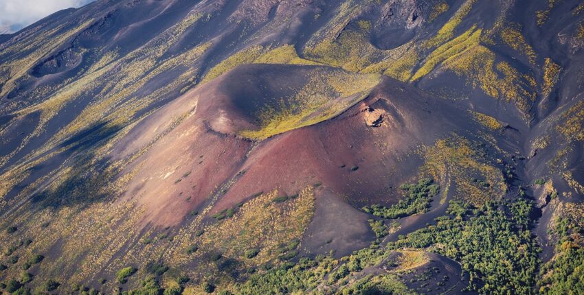 Helikopteres repülés az Etna felett