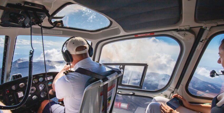 Helikopteres repülés az Etna felett