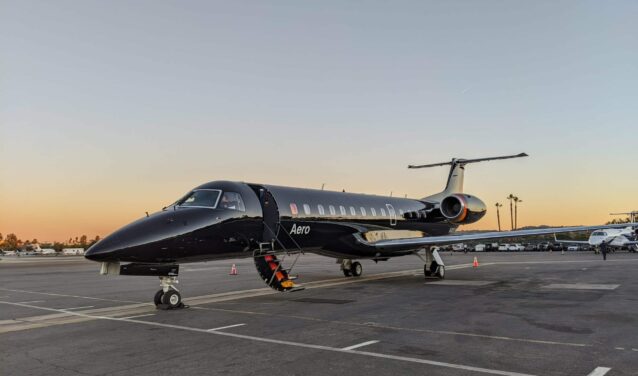 ERJ 135 VIP exterior