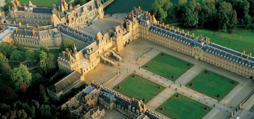 vue helicoptere chateau de fontainebleau